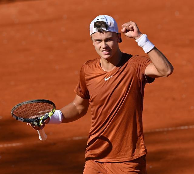 动作期间的 动作期间的