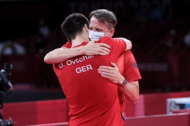 指向同一逻 指向同一逻