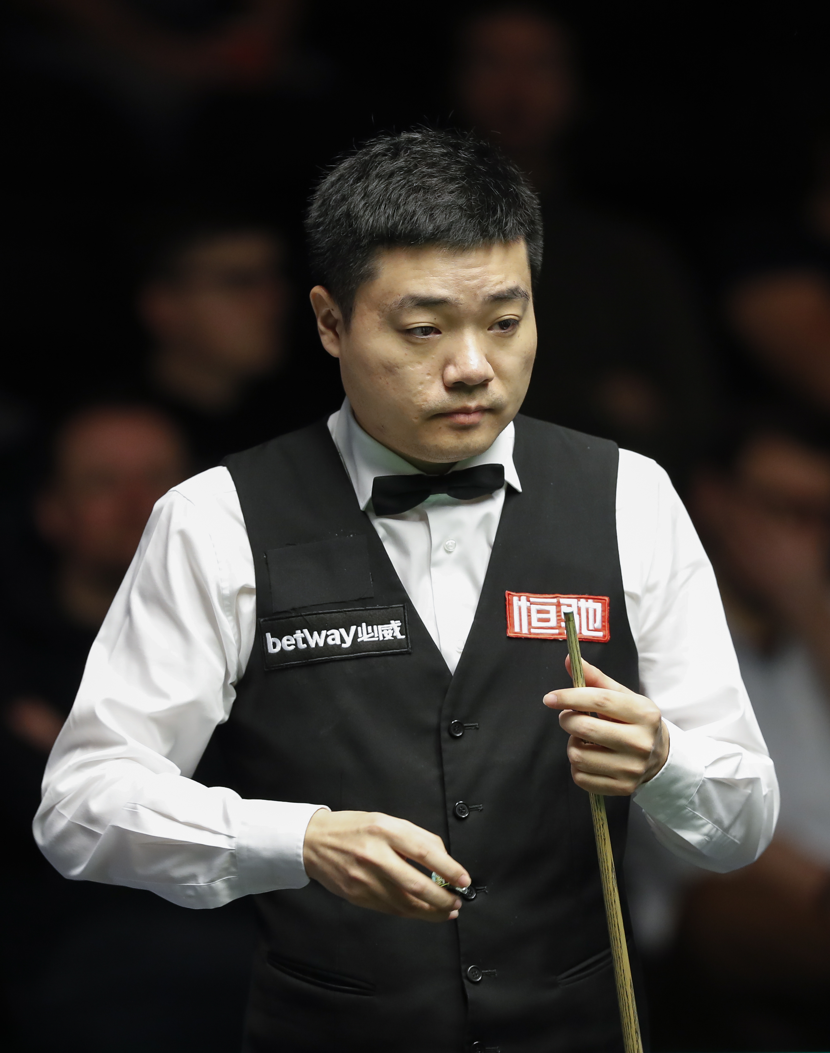 格兰立竿见影！双核缺席惜败辽宁，3小将被盘活，补强控卫可蜕变